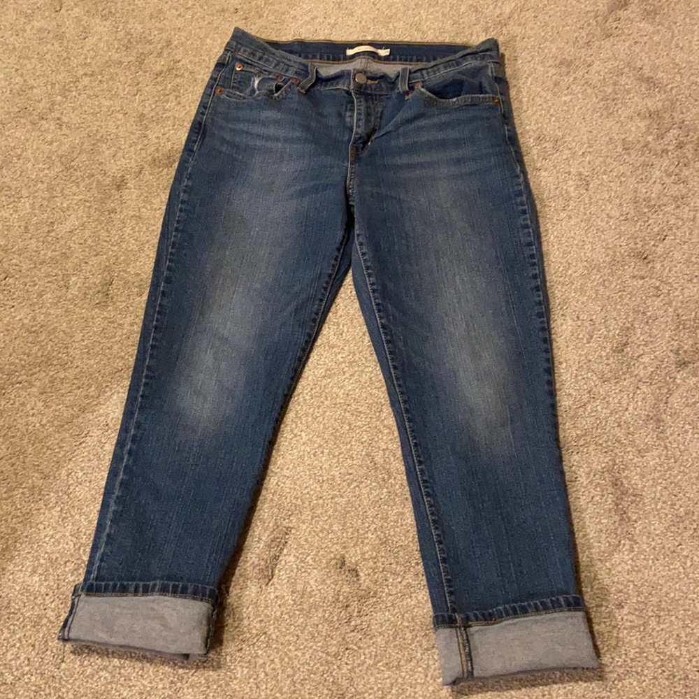 Levi capris